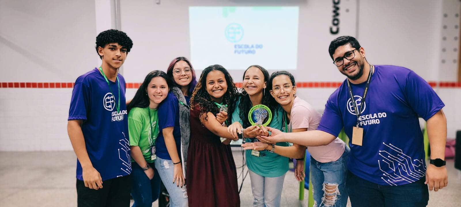 Grupos de robótica das Escolas do Futuro02